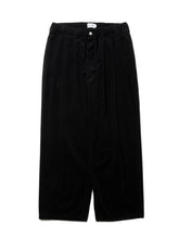 画像をギャラリービューアに読み込む, Corduroy 3 Tuck Easy Trousers
